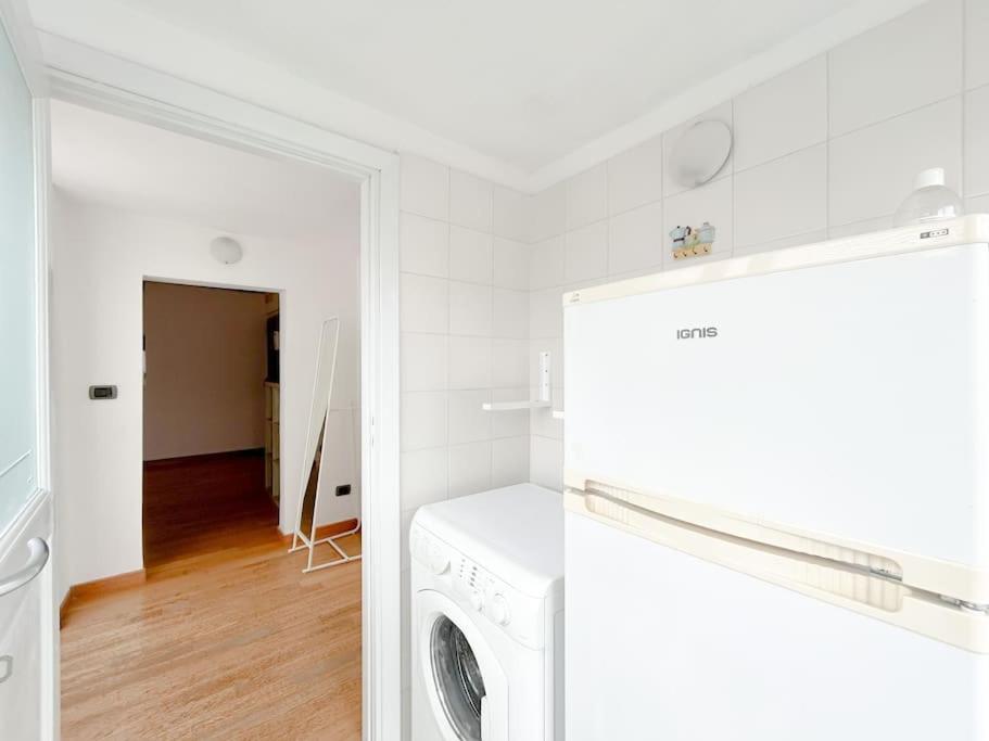 Apartament Elegante Mansarda 300Mt Dal Mare - Centro - Wifi Savona Zewnętrze zdjęcie